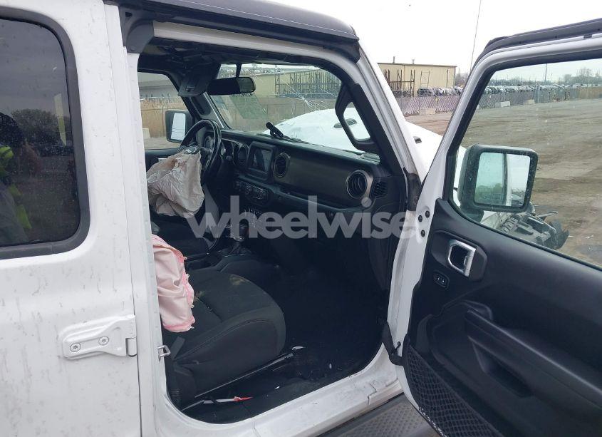 Photo 5 of 2020 Jeep Wrangler UNLIMITED SPORT S 4X4 (VIN 1C4HJXDG6LW241594)