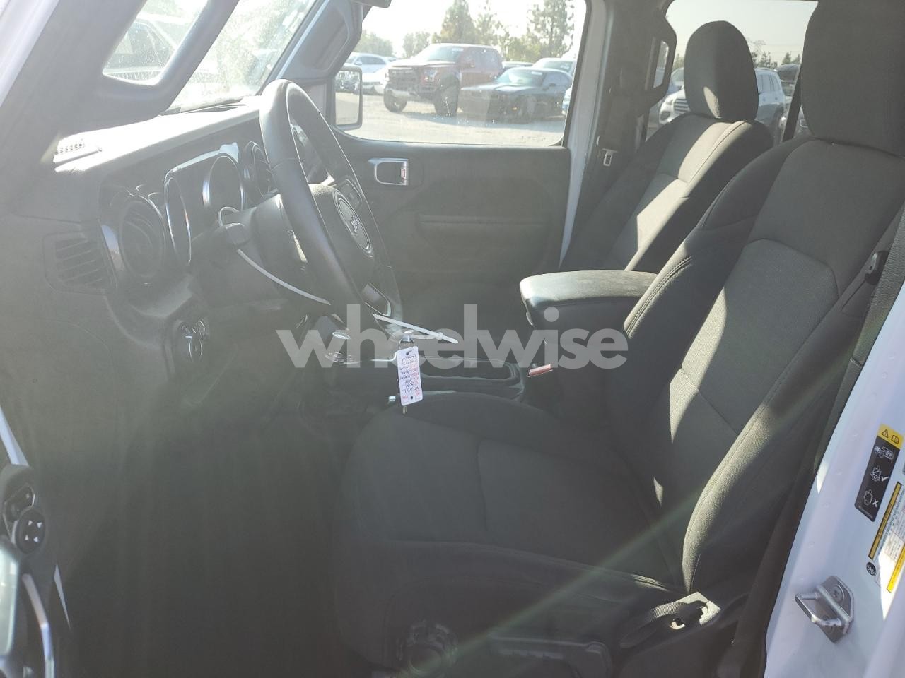 Photo 7 of 2021 JEEP WRANGLER UNLIMITED SPORT (VIN 1C4HJXDG6MW859726)