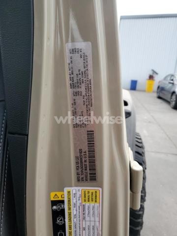 Photo 10 of 2022 JEEP WRANGLER UNLIMITED SPORT (VIN 1C4HJXDG6NW221820)