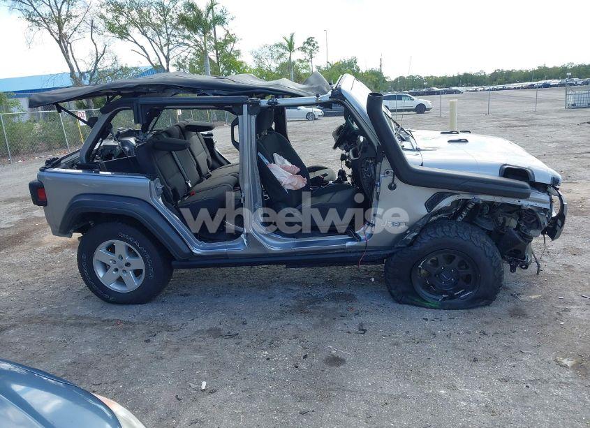 Photo 14 of 2018 Jeep Wrangler UNLIMITED SPORT 4X4 (VIN 1C4HJXDG7JW170077)