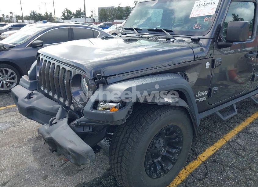 Photo 18 of 2018 Jeep Wrangler UNLIMITED SPORT S 4X4 (VIN 1C4HJXDG7JW181922)