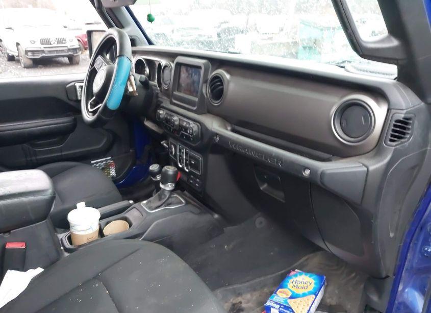 Photo 5 of 2018 Jeep Wrangler UNLIMITED SPORT S 4X4 (VIN 1C4HJXDG7JW280370)