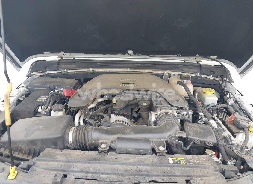 Photo 10 of 2019 Jeep Wrangler UNLIMITED SPORT S 4X4 (VIN 1C4HJXDG7KW553468)