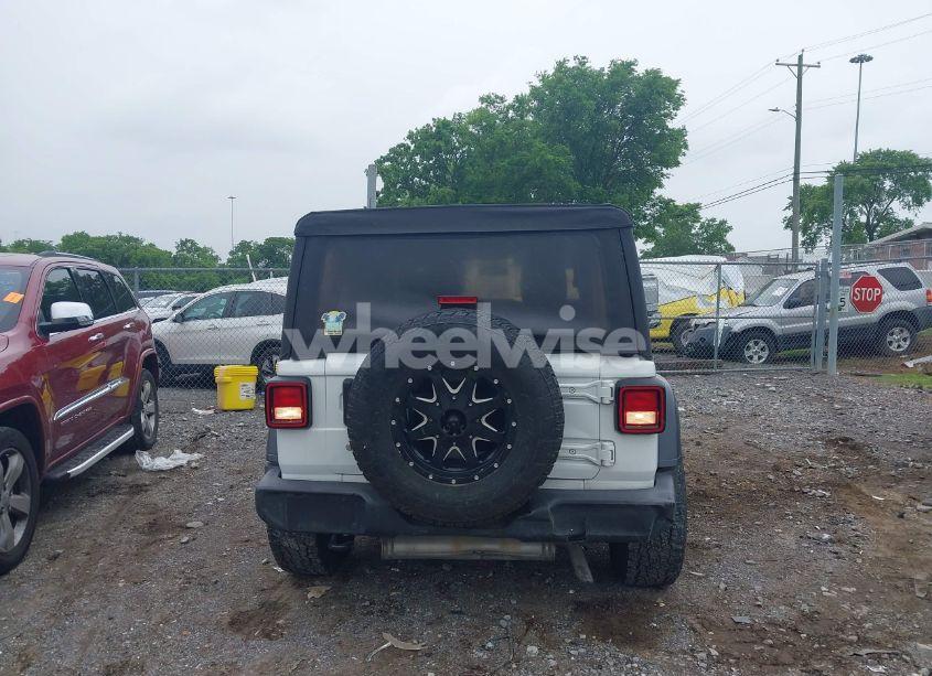 Photo 16 of 2019 Jeep Wrangler UNLIMITED SPORT S 4X4 (VIN 1C4HJXDG7KW553468)