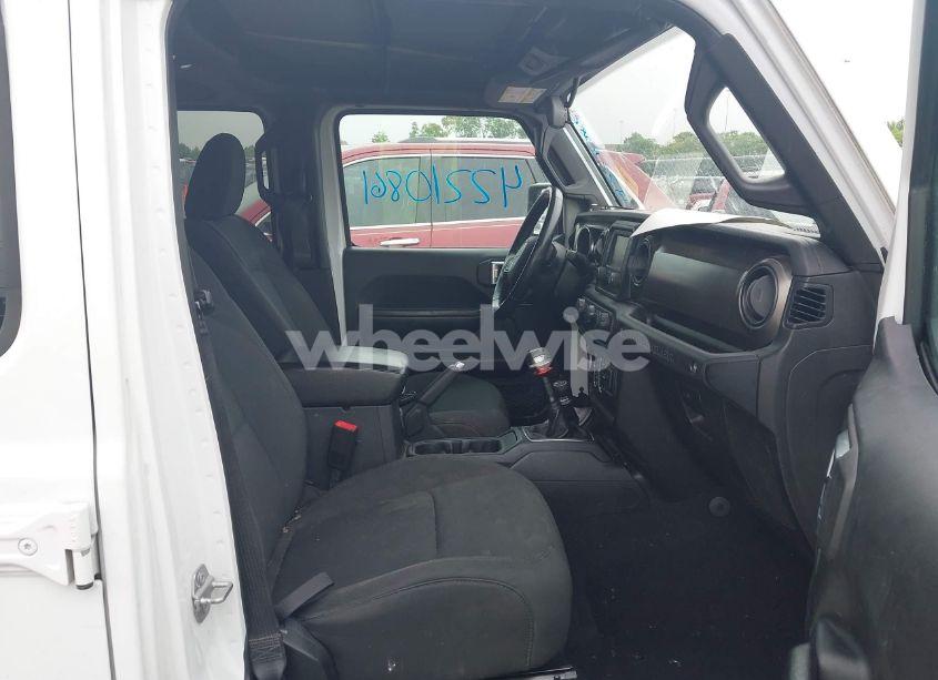 Photo 5 of 2019 Jeep Wrangler UNLIMITED SPORT S 4X4 (VIN 1C4HJXDG7KW553468)