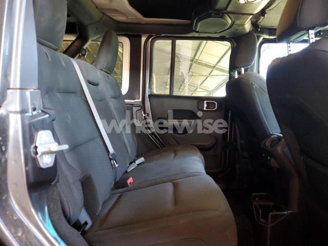 Photo 7 of 2019 JEEP WRANGLER UNLIMITED SPORT (VIN 1C4HJXDG7KW633837)