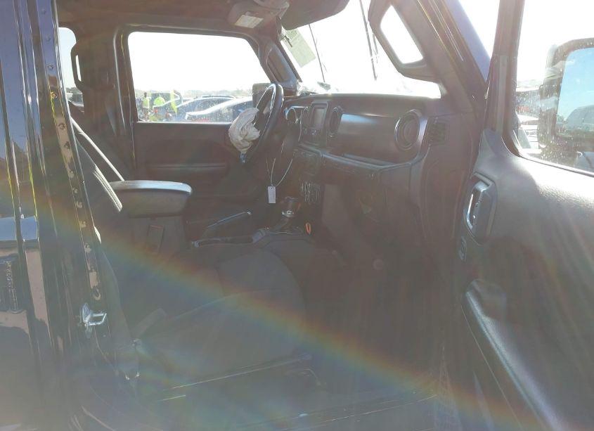 Photo 5 of 2019 Jeep Wrangler UNLIMITED SPORT S 4X4 (VIN 1C4HJXDG7KW638973)