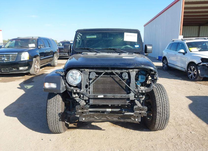 Photo 6 of 2019 Jeep Wrangler UNLIMITED SPORT S 4X4 (VIN 1C4HJXDG7KW638973)