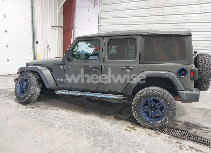 Photo 14 of 2020 Jeep Wrangler UNLIMITED SPORT S 4X4 (VIN 1C4HJXDG7LW167909)