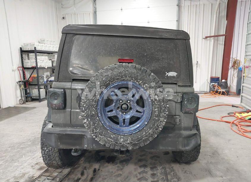Photo 16 of 2020 Jeep Wrangler UNLIMITED SPORT S 4X4 (VIN 1C4HJXDG7LW167909)