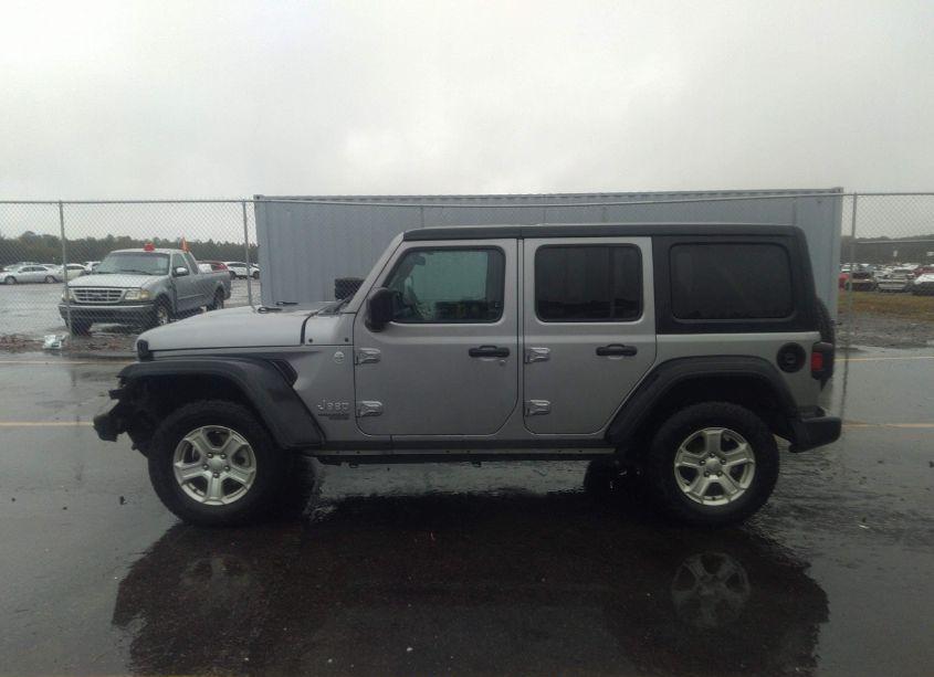 Photo 14 of 2020 Jeep Wrangler UNLIMITED SPORT S 4X4 (VIN 1C4HJXDG7LW200634)
