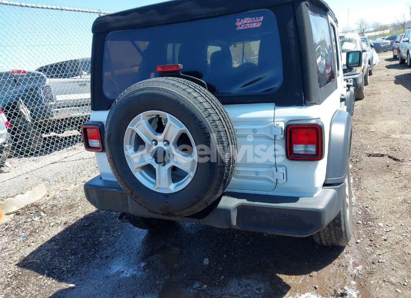 Photo 16 of 2020 Jeep Wrangler UNLIMITED SPORT S 4X4 (VIN 1C4HJXDG7LW212475)