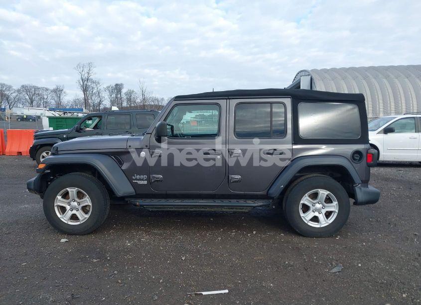 Photo 14 of 2020 Jeep Wrangler UNLIMITED SPORT S 4X4 (VIN 1C4HJXDG7LW229907)