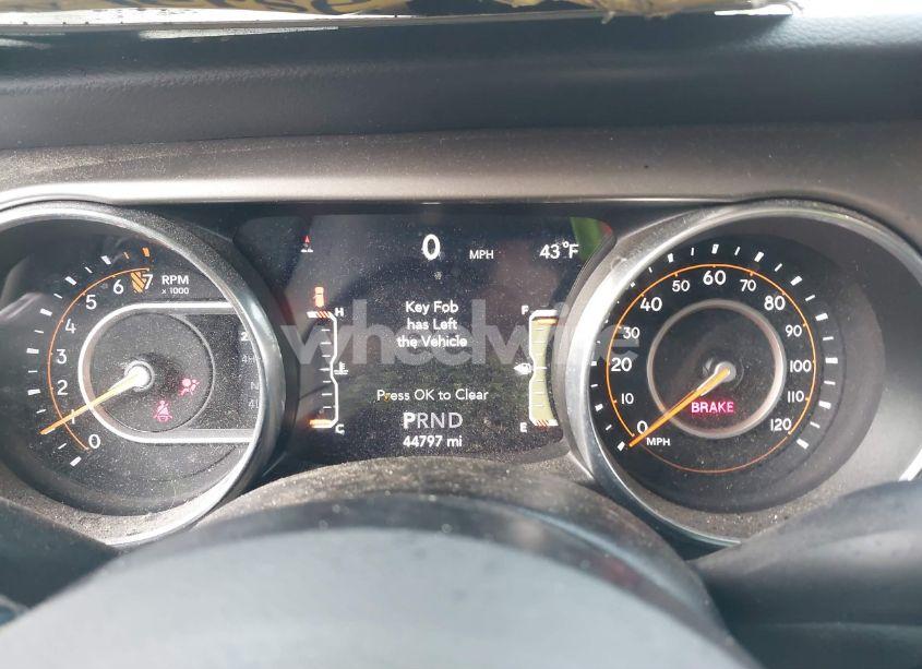 Photo 7 of 2020 Jeep Wrangler UNLIMITED SPORT S 4X4 (VIN 1C4HJXDG7LW229907)