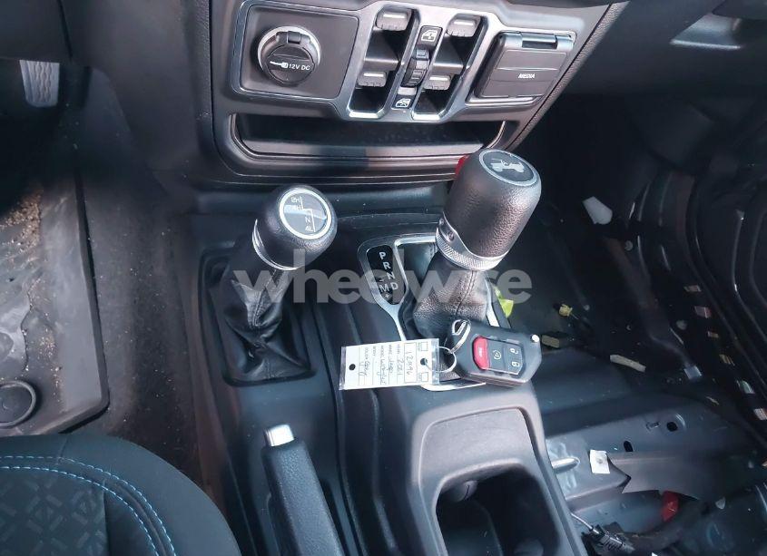 Photo 11 of 2021 Jeep Wrangler UNLIMITED ISLANDER 4X4 (VIN 1C4HJXDG7MW583315)