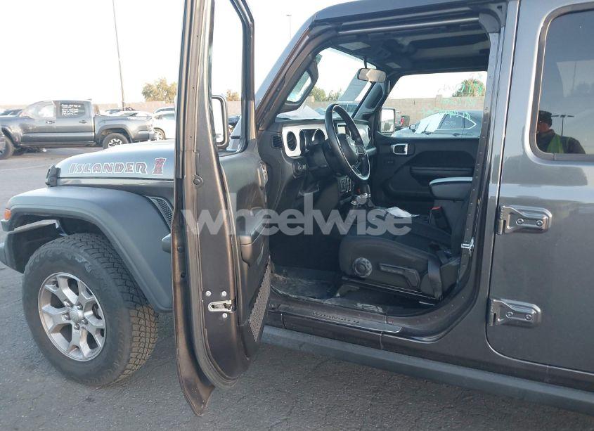 Photo 5 of 2021 Jeep Wrangler UNLIMITED ISLANDER 4X4 (VIN 1C4HJXDG7MW583315)