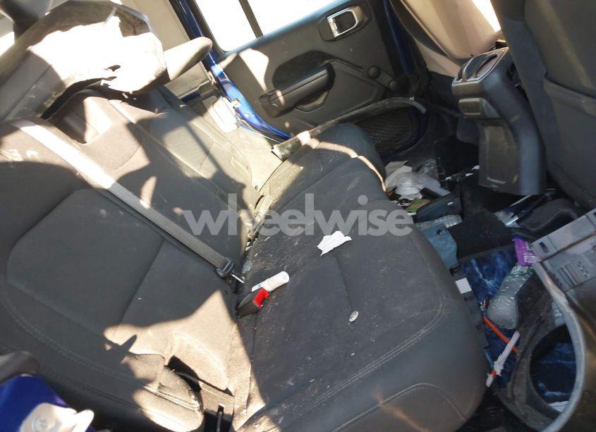 Photo 8 of 2018 Jeep Wrangler UNLIMITED SPORT 4X4 (VIN 1C4HJXDG8JW179984)