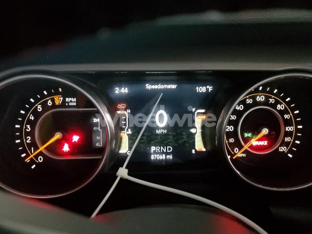 Photo 9 of 2018 JEEP WRANGLER UNLIMITED SPORT (VIN 1C4HJXDG8JW192119)