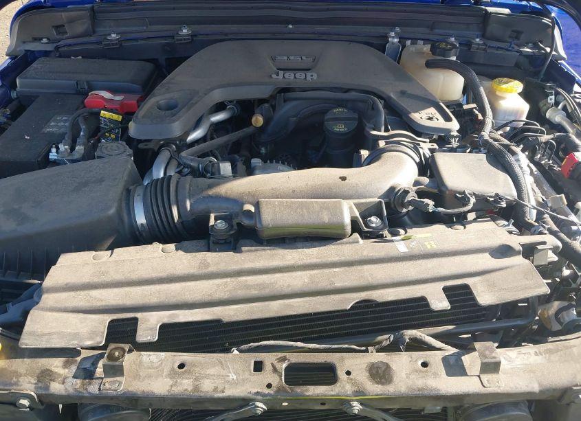 Photo 10 of 2019 Jeep Wrangler UNLIMITED SPORT S 4X4 (VIN 1C4HJXDG8KW597379)