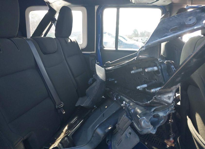 Photo 8 of 2019 Jeep Wrangler UNLIMITED SPORT S 4X4 (VIN 1C4HJXDG8KW597379)