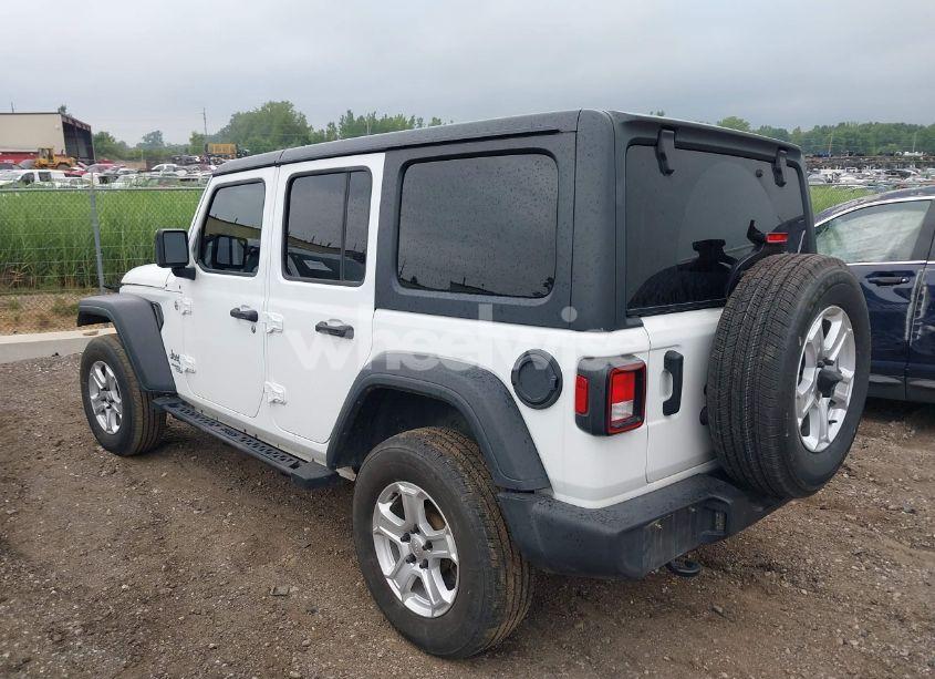 Photo 3 of 2021 Jeep Wrangler UNLIMITED SPORT S 4X4 (VIN 1C4HJXDG8MW524502)