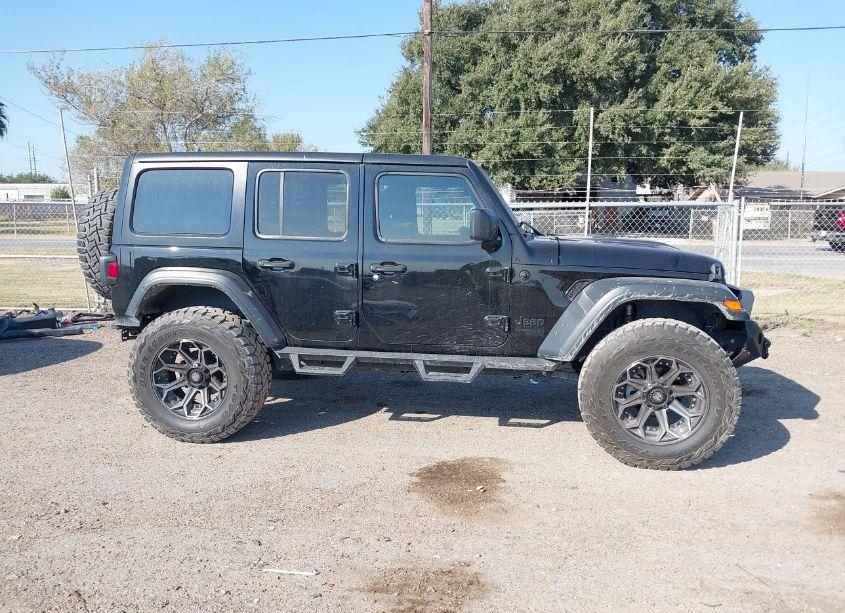 Photo 14 of 2021 Jeep Wrangler UNLIMITED SPORT S 4X4 (VIN 1C4HJXDG8MW872235)