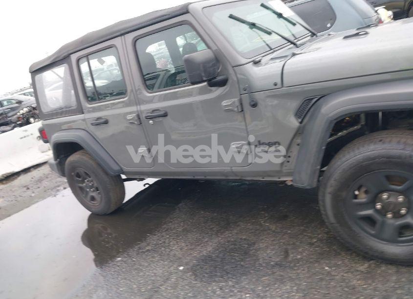 Photo 13 of 2022 Jeep Wrangler UNLIMITED SPORT 4X4 (VIN 1C4HJXDG8NW126143)