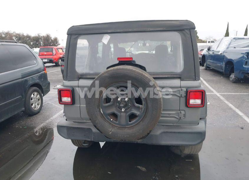 Photo 16 of 2022 Jeep Wrangler UNLIMITED SPORT 4X4 (VIN 1C4HJXDG8NW126143)