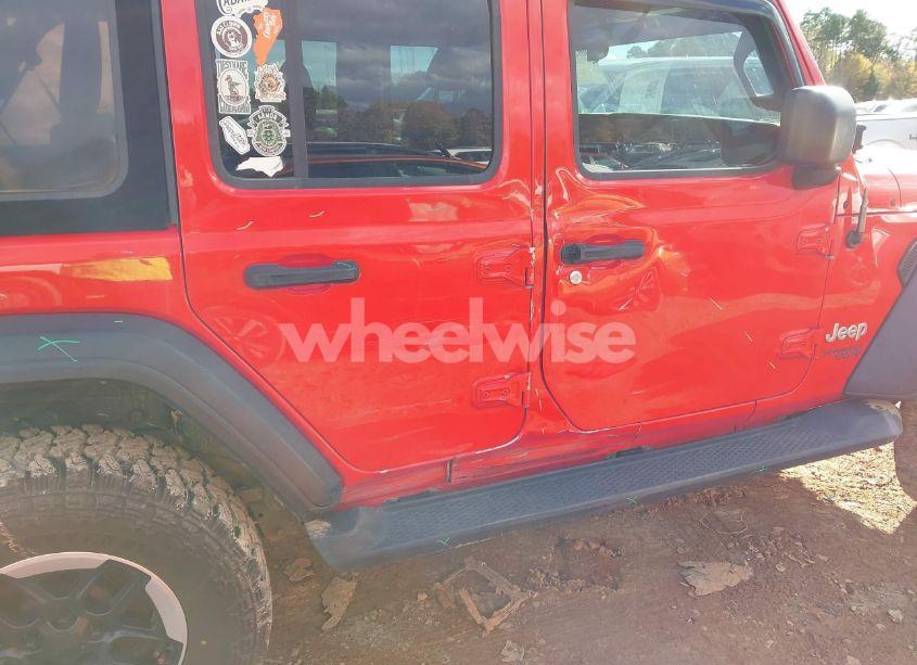 Photo 6 of 2018 Jeep Wrangler UNLIMITED SPORT S 4X4 (VIN 1C4HJXDG9JW146265)