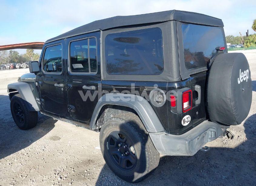 Photo 3 of 2018 Jeep Wrangler UNLIMITED SPORT 4X4 (VIN 1C4HJXDG9JW159307)