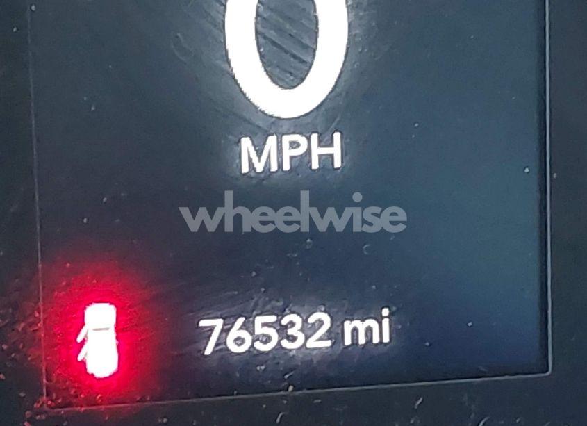 Photo 15 of 2018 Jeep Wrangler UNLIMITED SPORT S 4X4 (VIN 1C4HJXDG9JW223555)