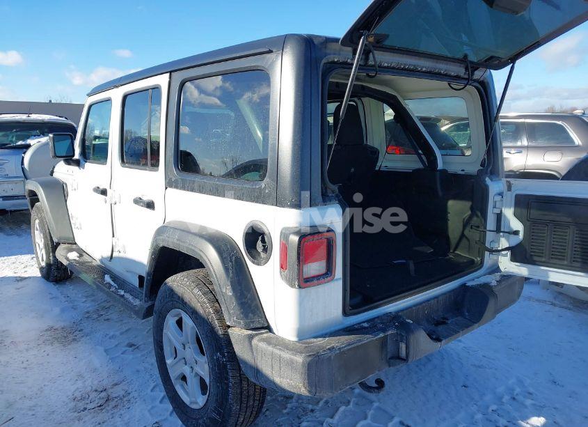 Photo 3 of 2018 Jeep Wrangler UNLIMITED SPORT S 4X4 (VIN 1C4HJXDG9JW223555)