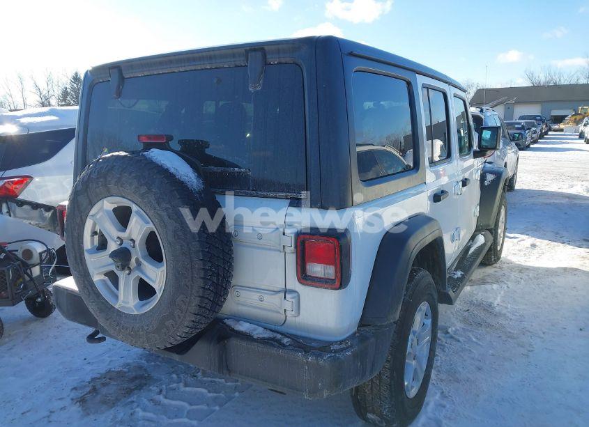 Photo 4 of 2018 Jeep Wrangler UNLIMITED SPORT S 4X4 (VIN 1C4HJXDG9JW223555)
