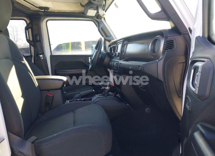 Photo 5 of 2018 Jeep Wrangler UNLIMITED SPORT S 4X4 (VIN 1C4HJXDG9JW223555)