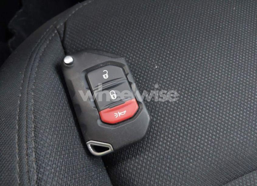 Photo 11 of 2018 Jeep Wrangler UNLIMITED SPORT S 4X4 (VIN 1C4HJXDG9JW299115)