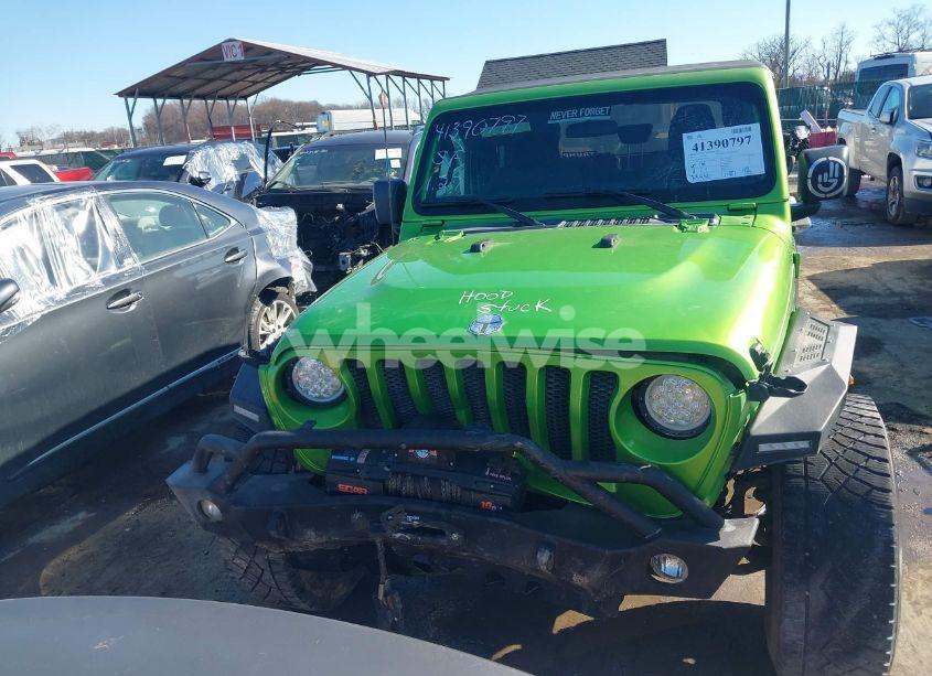 Photo 12 of 2018 Jeep Wrangler UNLIMITED SPORT S 4X4 (VIN 1C4HJXDG9JW299115)