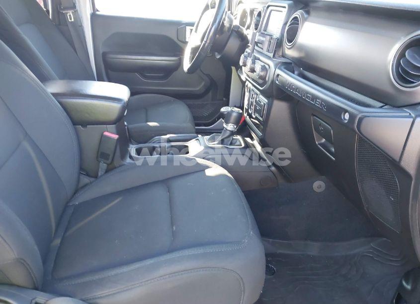 Photo 5 of 2019 Jeep Wrangler UNLIMITED SPORT S 4X4 (VIN 1C4HJXDG9KW528815)