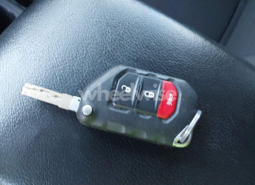 Photo 11 of 2019 Jeep Wrangler UNLIMITED SPORT S 4X4 (VIN 1C4HJXDG9KW558672)