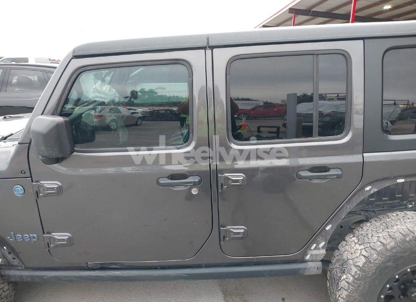 Photo 14 of 2019 Jeep Wrangler UNLIMITED SPORT S 4X4 (VIN 1C4HJXDG9KW558672)