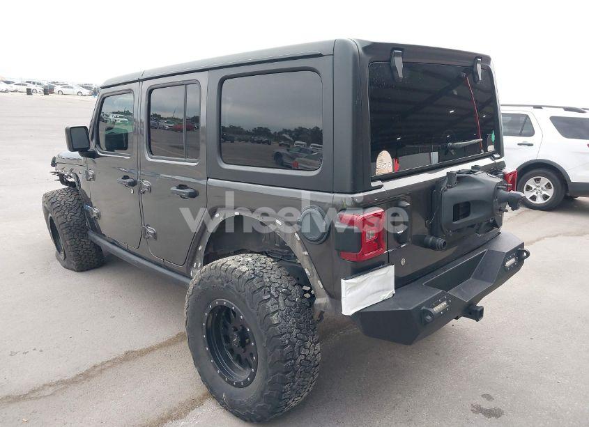 Photo 3 of 2019 Jeep Wrangler UNLIMITED SPORT S 4X4 (VIN 1C4HJXDG9KW558672)