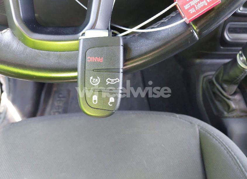 Photo 11 of 2019 Jeep Wrangler UNLIMITED SPORT S 4X4 (VIN 1C4HJXDG9KW684689)