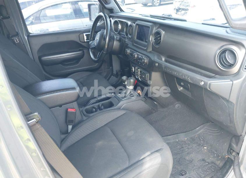 Photo 5 of 2019 Jeep Wrangler UNLIMITED SPORT S 4X4 (VIN 1C4HJXDG9KW684689)