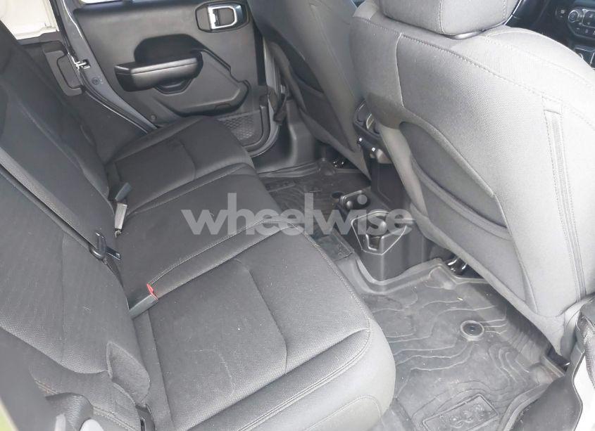 Photo 8 of 2019 Jeep Wrangler UNLIMITED SPORT S 4X4 (VIN 1C4HJXDG9KW684689)