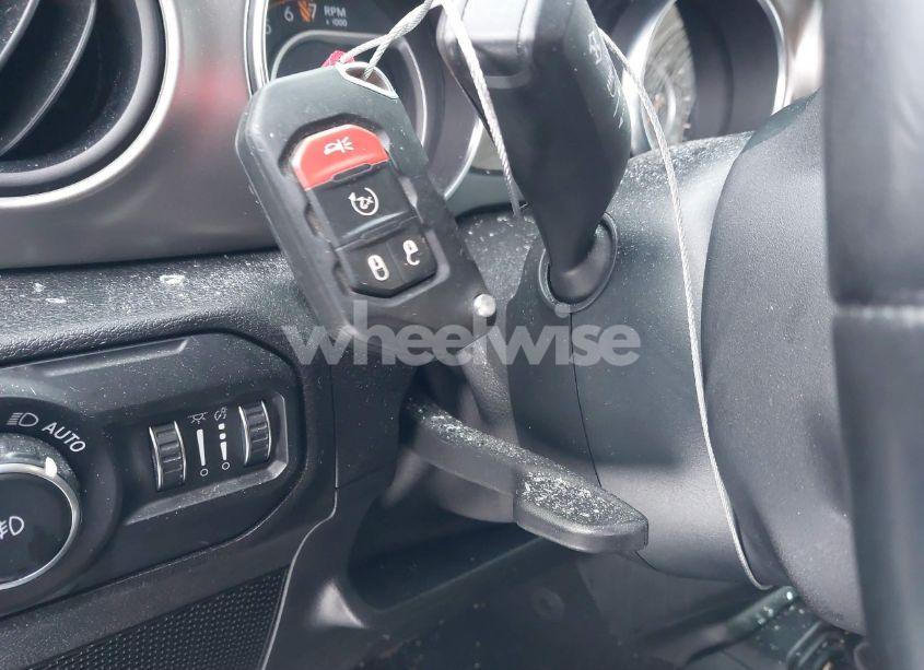 Photo 11 of 2020 Jeep Wrangler UNLIMITED SPORT S 4X4 (VIN 1C4HJXDG9LW176904)