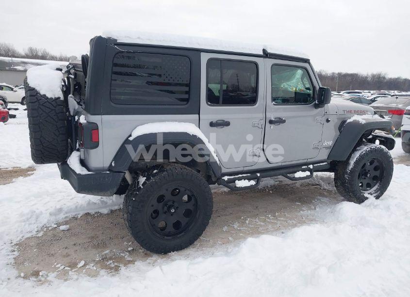 Photo 4 of 2020 Jeep Wrangler UNLIMITED SPORT S 4X4 (VIN 1C4HJXDG9LW176904)