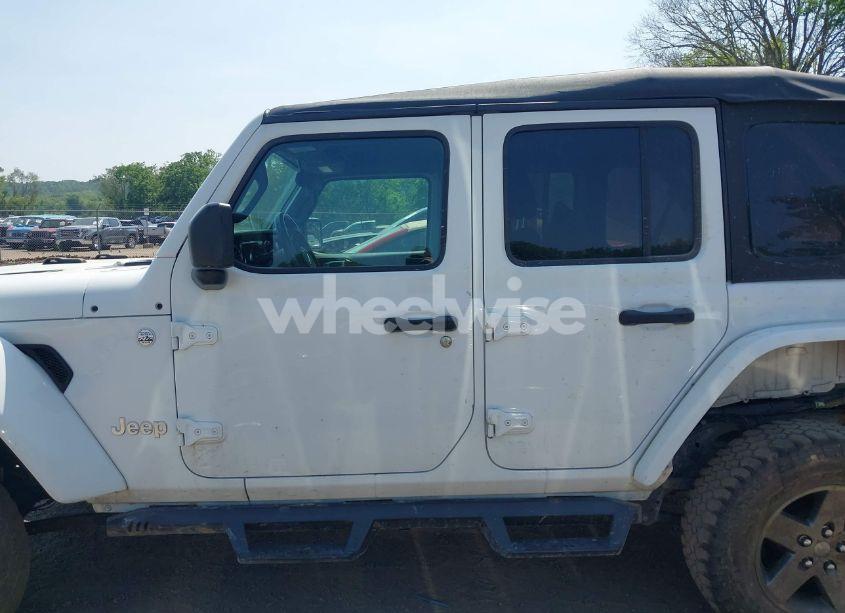 Photo 15 of 2018 Jeep Wrangler UNLIMITED SPORT S 4X4 (VIN 1C4HJXDGXJW146873)