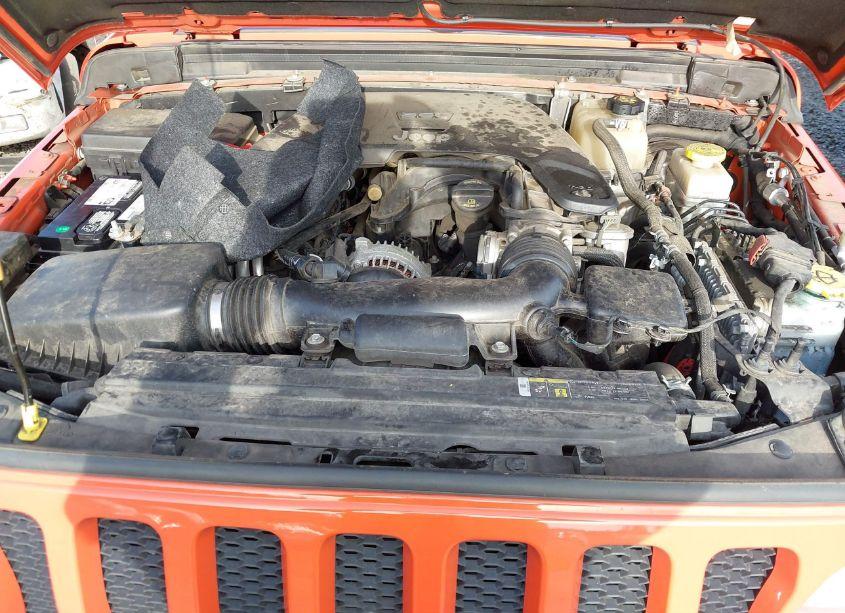 Photo 10 of 2018 Jeep Wrangler UNLIMITED SPORT 4X4 (VIN 1C4HJXDGXJW172339)