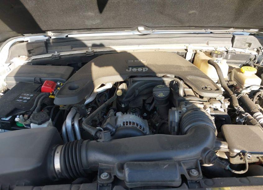 Photo 10 of 2019 Jeep Wrangler UNLIMITED SPORT ALTITUDE 4X4 (VIN 1C4HJXDGXKW621097)