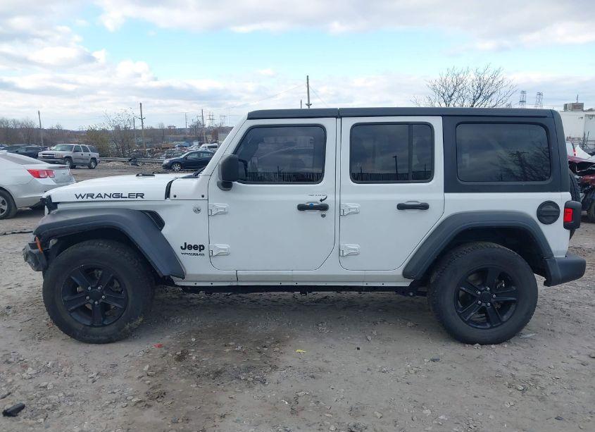 Photo 13 of 2019 Jeep Wrangler UNLIMITED SPORT ALTITUDE 4X4 (VIN 1C4HJXDGXKW621097)