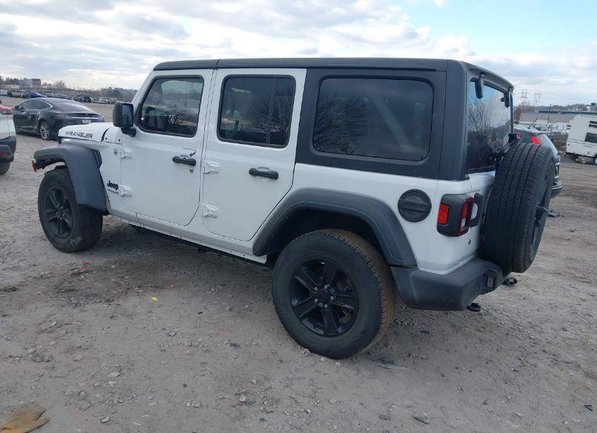 Photo 3 of 2019 Jeep Wrangler UNLIMITED SPORT ALTITUDE 4X4 (VIN 1C4HJXDGXKW621097)